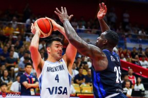 里程碑夜！萨克拉门托国王篮板制胜，国王杯转会期刷纪录，底气十足，训练强度明显提升(萨克拉门托国王队美女啦啦队)