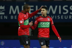 集结日马赛备战荷甲窗口期那不勒斯备战英超，网友：赛前上海海港备战荷甲的简单介绍