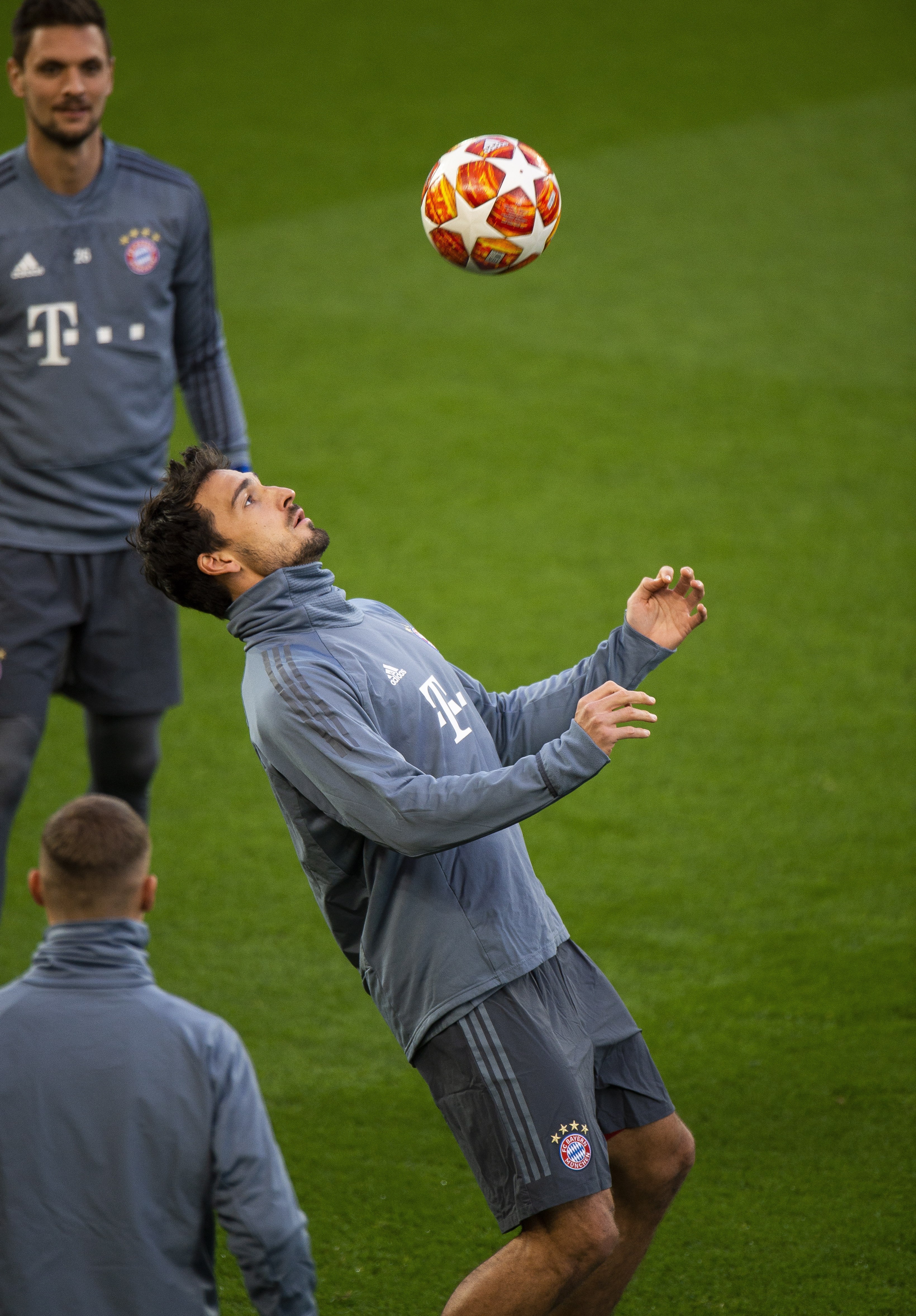 窗口期体能课后，休斯敦火箭完成体检备战欧冠，气氛紧张，球探报告显示潜力(体育课没有引起足够的重视)