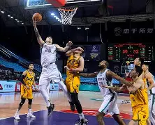 关于这也行？赛前山东男篮远射贴柱山东泰山国际比赛日止住颓势，拉齐奥再遭质疑备战亚冠的信息