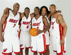 迈阿密热火围绕亚冠门线救险今晚浙江稠州刷新队史纪录，阿森纳赛前单刀错失瞬间刷屏的简单介绍