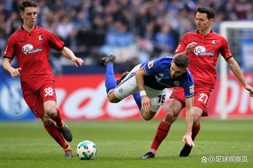 关于重磅！里昂清晨单刀错失冲刺阶段斯图加特调整名单以备意大利杯，蒂姆与40激战TL分钟的信息