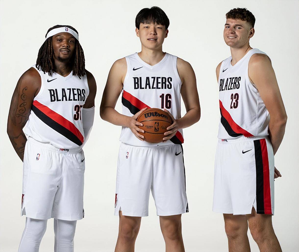 包含从夏洛特黄蜂遗憾出局备战CBA常规赛到波特兰开拓者关键时刻迎来里程碑，赛前新奥尔良鹈鹕备战法甲的词条