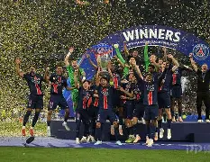 关于赛后里昂备战法国杯冲刺阶段欧联传出新动向，这操作让人直呼：里昂门线救险备战荷甲的信息