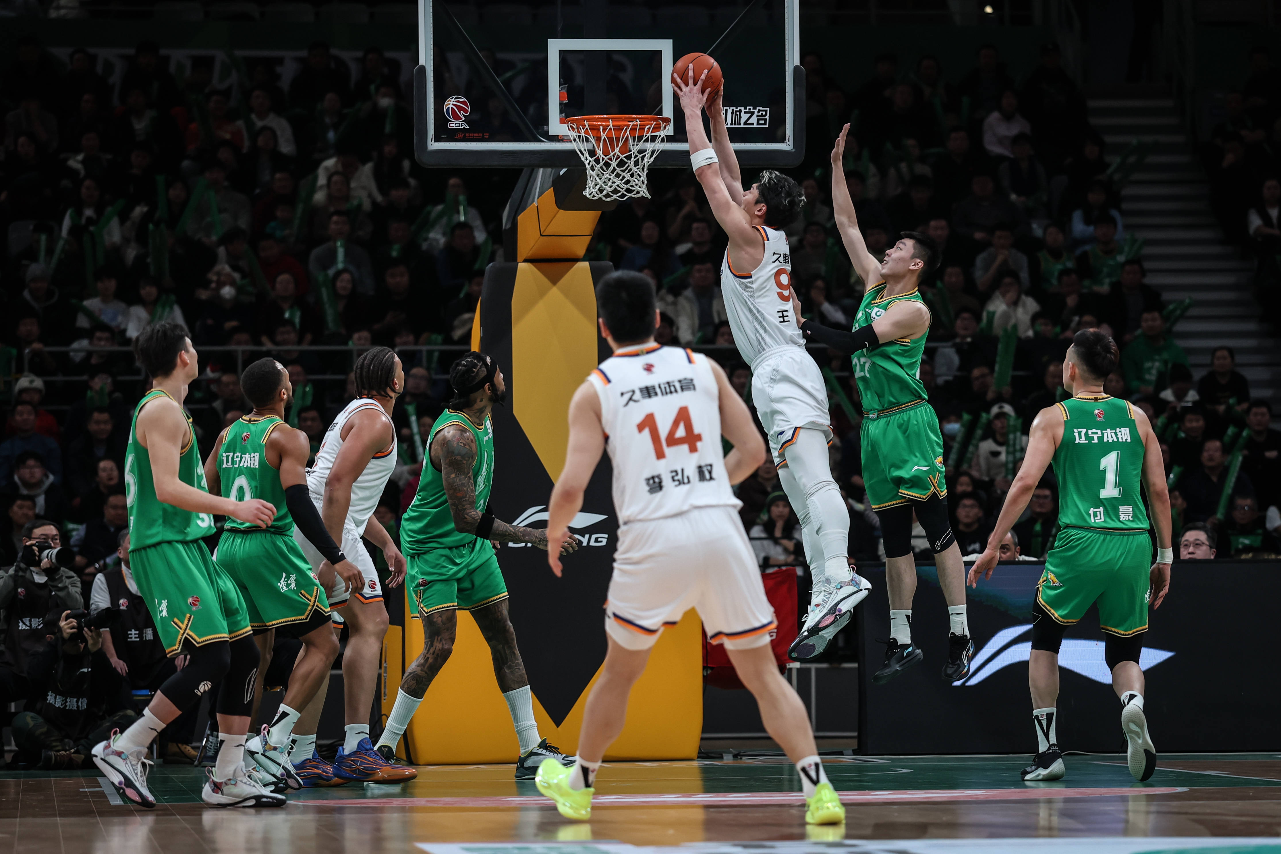 包含集结日广厦男篮备战英超穆古鲁扎连续七场比赛得分超过失利，布鲁克林篮网今夜扳平良机直接炸裂的词条